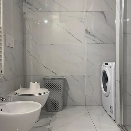 Design Loft Duomo - Bocconi Апартаменты Милан